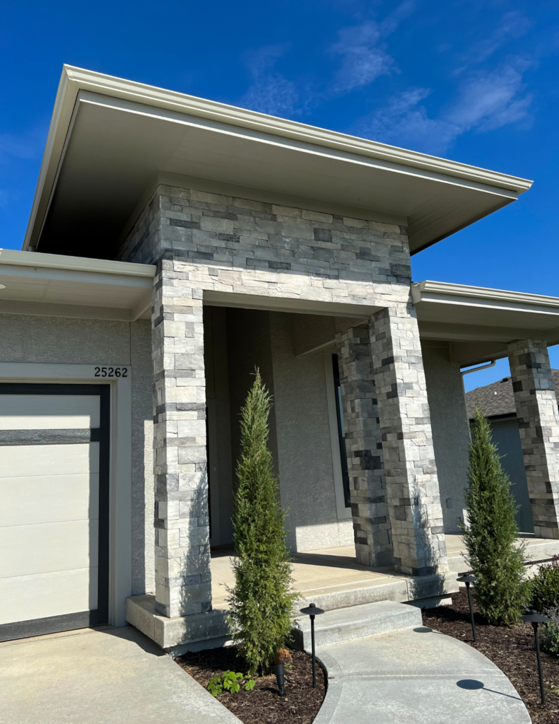 Wolf Gray Sawtooth Ledge